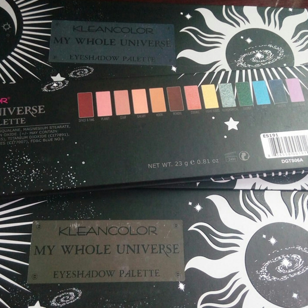 Makeup - Picture 2 of 4